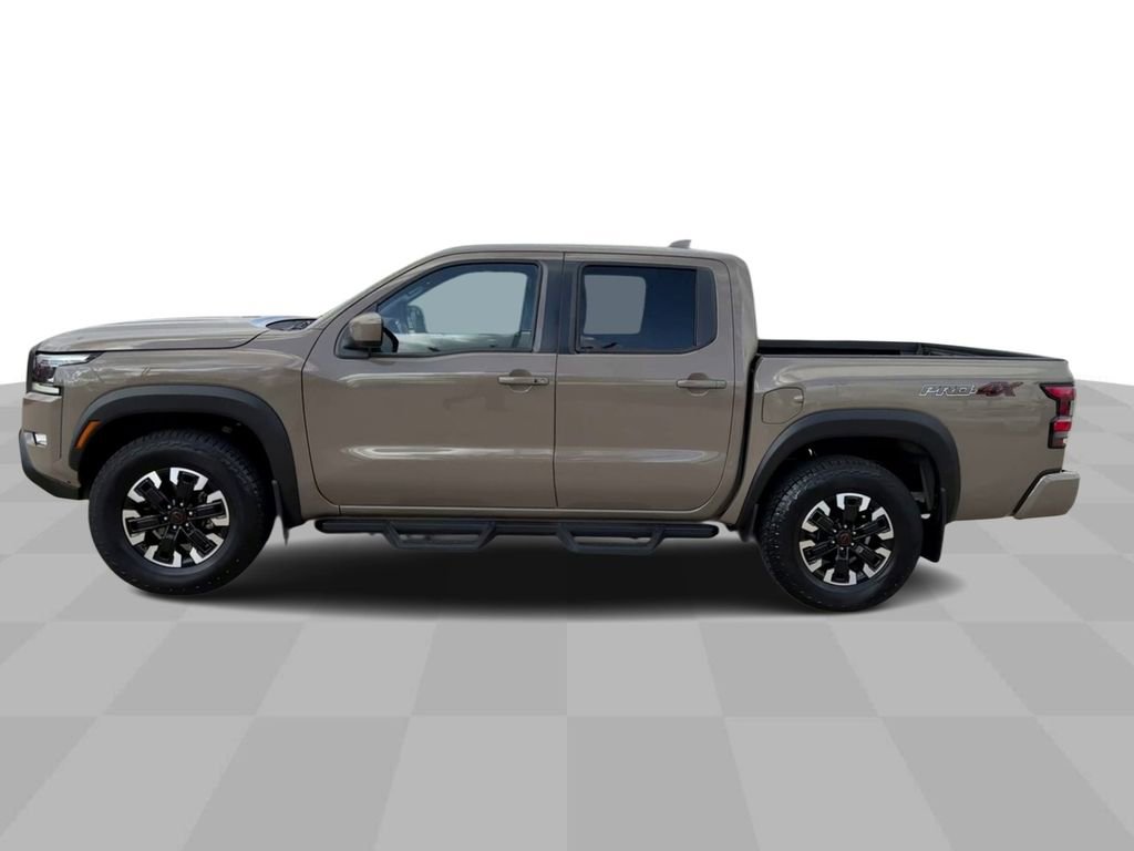 2022 Nissan Frontier PRO-4X photo 5