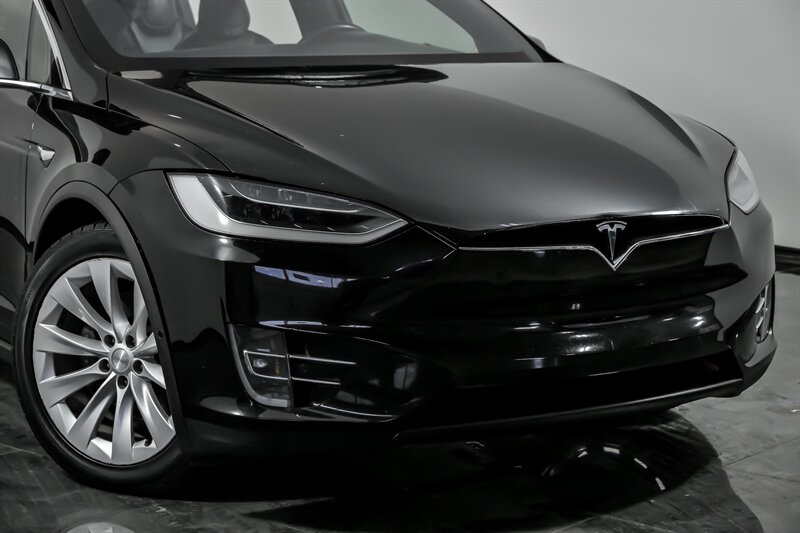 Used 2019 Tesla Model X 100D with VIN 5YJXCBE21KF151834 for sale in Aurora, IL