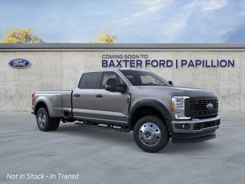 2026 Ford F-450 Super Duty XL's photo