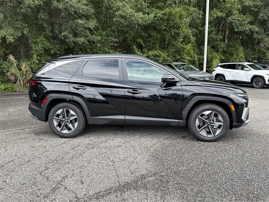 2026 Hyundai Tucson SEL photo 2