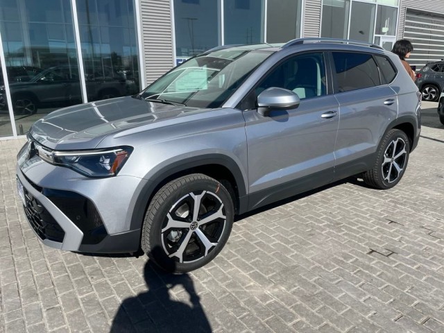 2025 Volkswagen Taos