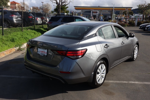 2025 Nissan Sentra S photo 3