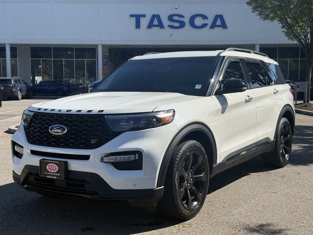 2023 Ford Explorer ST's photo