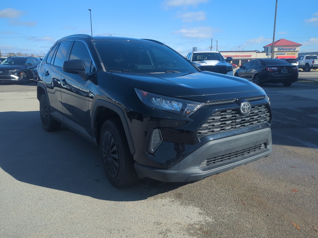 2020 Toyota RAV4 LE