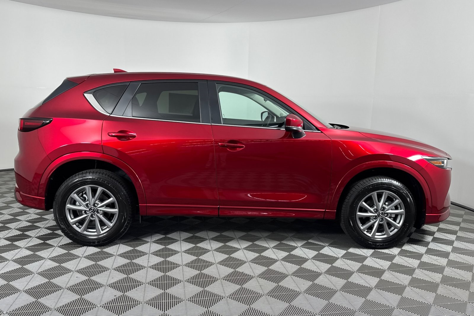 2025 Mazda CX-5 2.5 Select photo 3