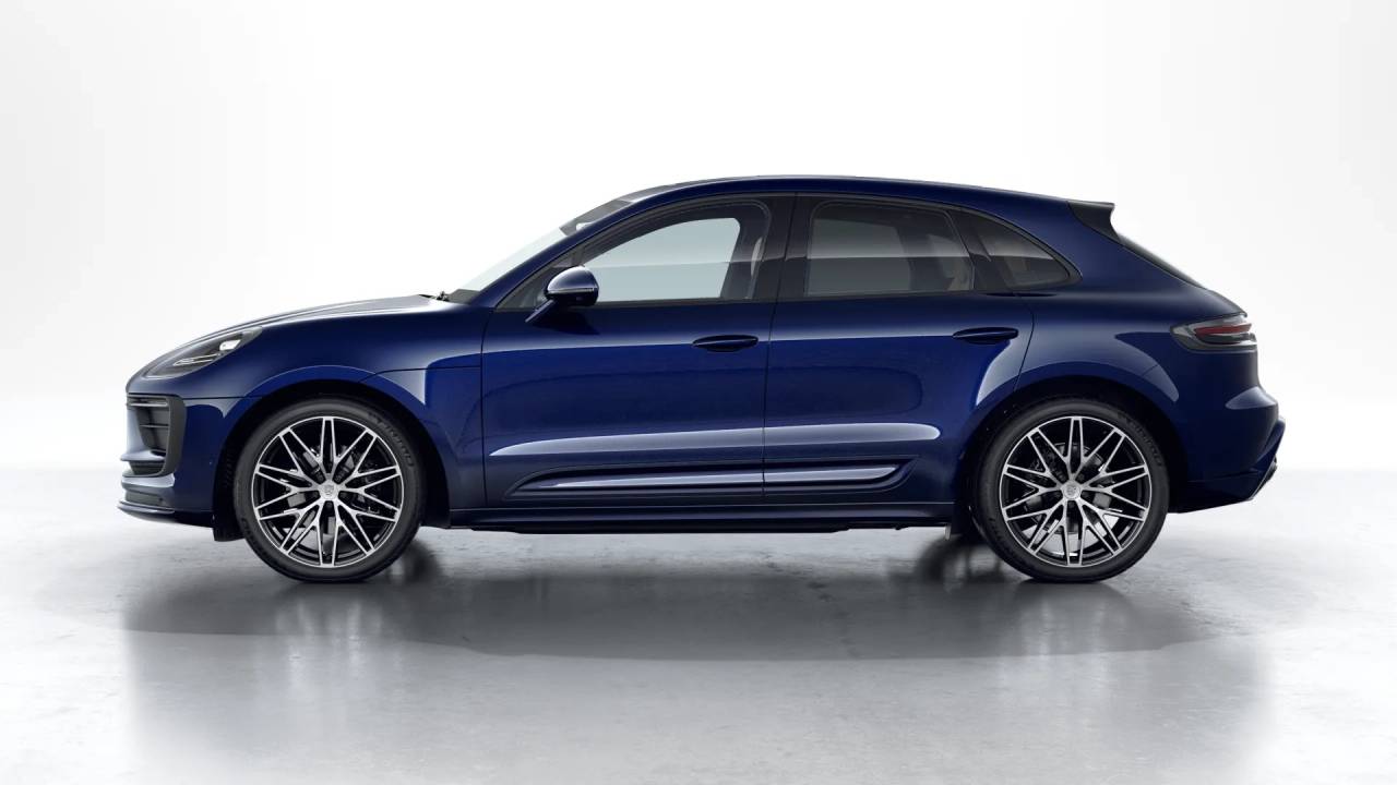 2026 Porsche Macan T photo 2
