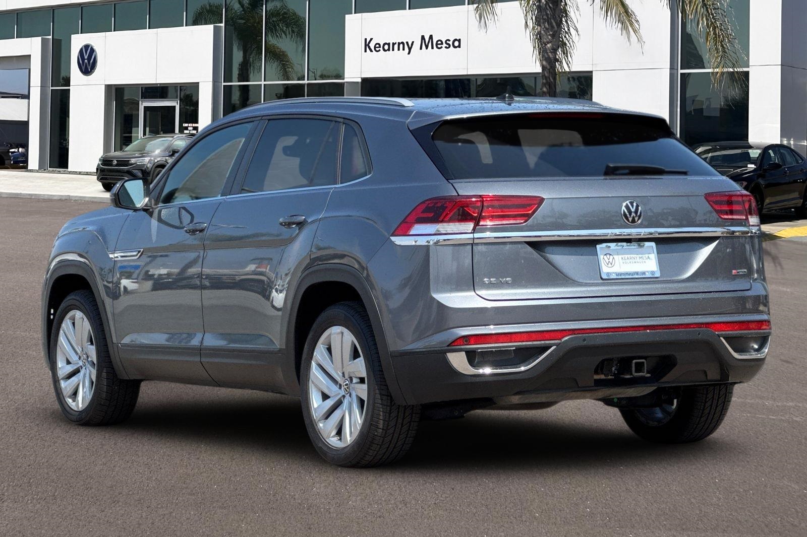 2022 Volkswagen Atlas Cross Sport V6 SE Technology photo 6