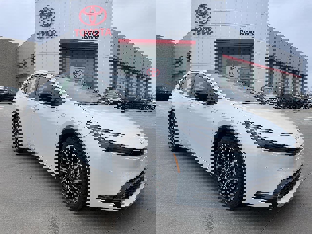 2026 Toyota Prius XSE Premium's photo