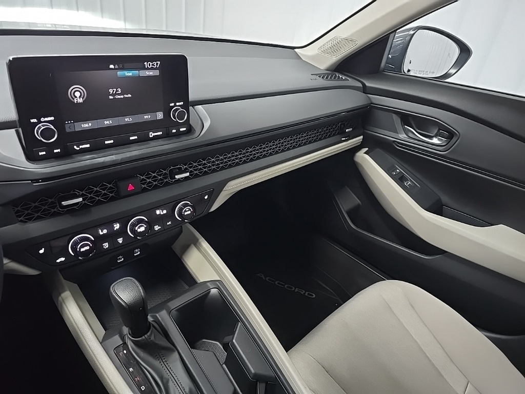 2023 Honda Accord EX photo 24