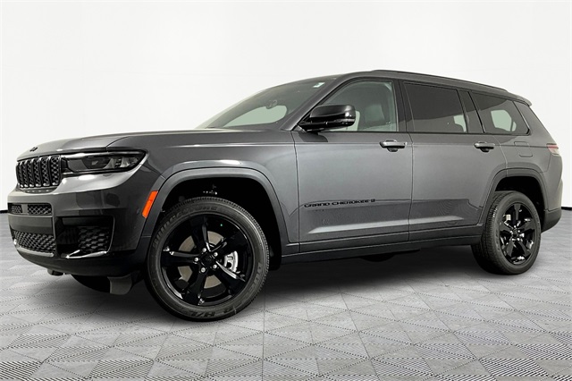 2025 Jeep Grand Cherokee L Altitude's photo