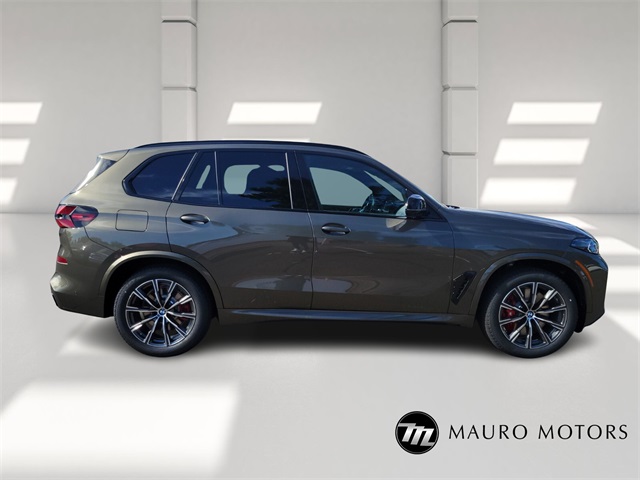 2026 Bmw X5 M60i photo 2