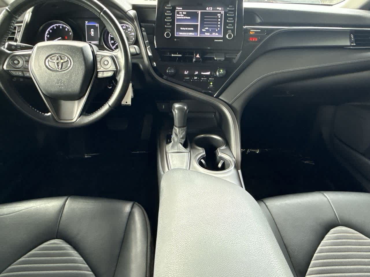 2021 Toyota Camry SE photo 22