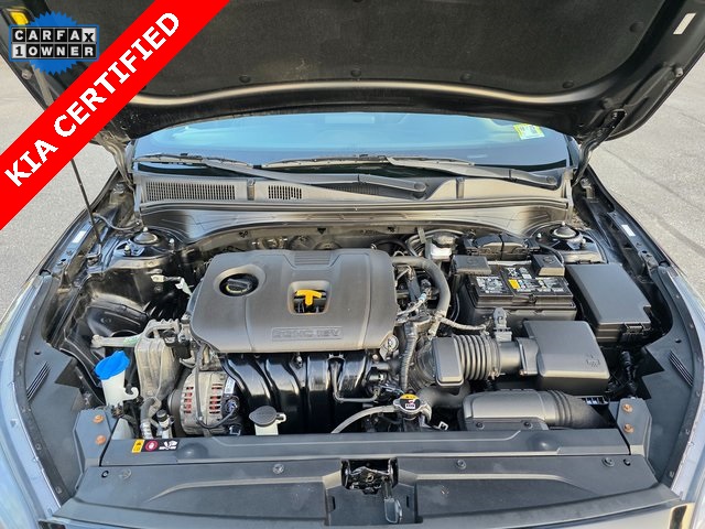 2022 Kia Forte GT-Line photo 12