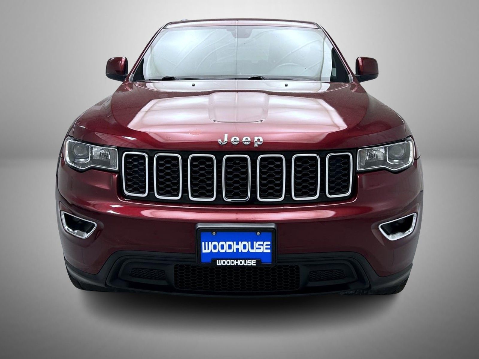 2018 Jeep Grand Cherokee Laredo E photo 2