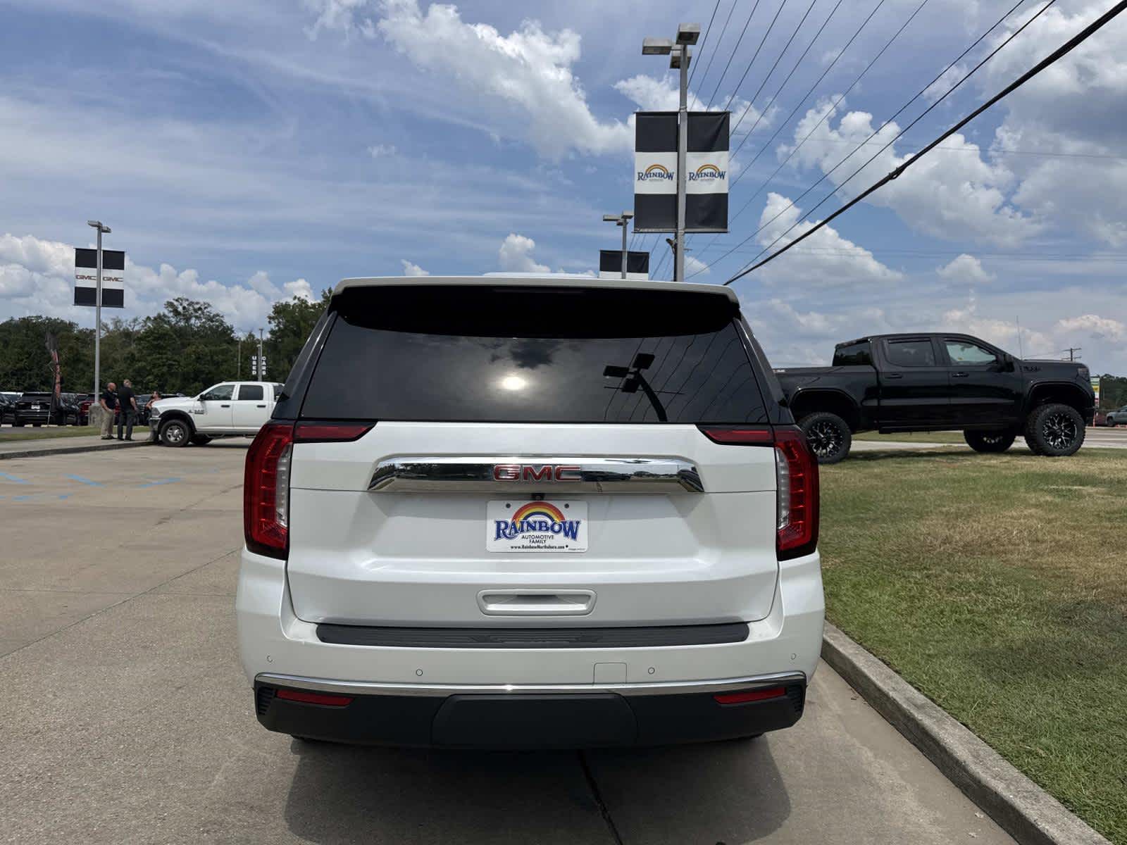 2023 Gmc Yukon XL SLT photo 6