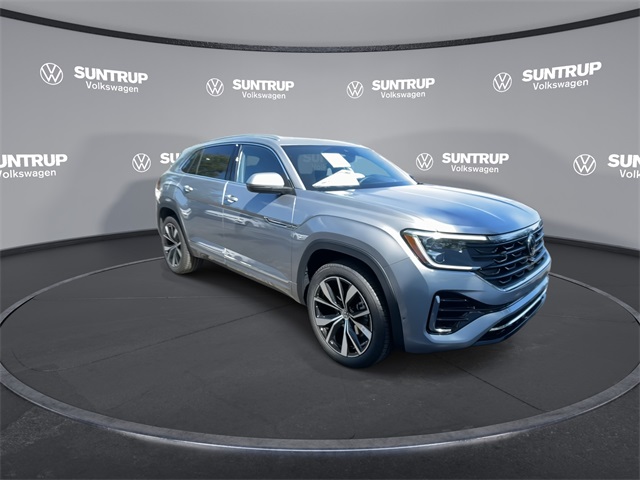 2026 Volkswagen Atlas Cross Sport SEL Premium R-Line photo 2