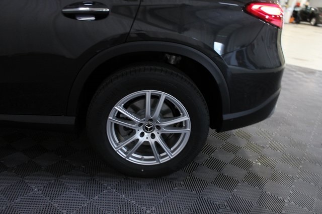 2025 Mercedes Benz GLC 300 4MATIC photo 8