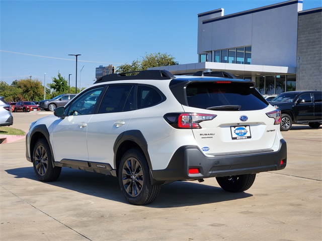 2025 Subaru Outback Onyx Edition photo 3