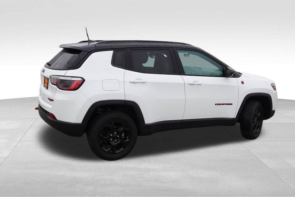 2023 Jeep Compass Trailhawk photo 4