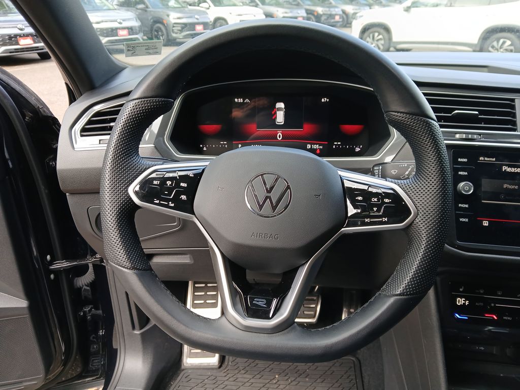 2024 Volkswagen Tiguan SE R-Line Black photo 13