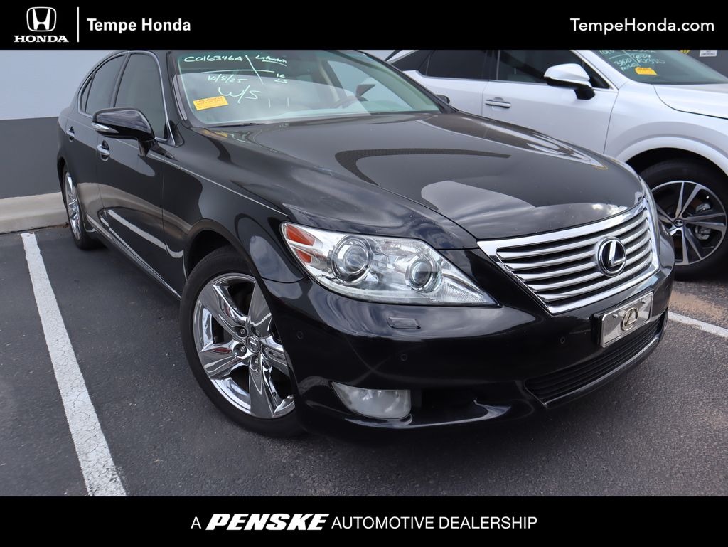 2012 Lexus LS Base's photo