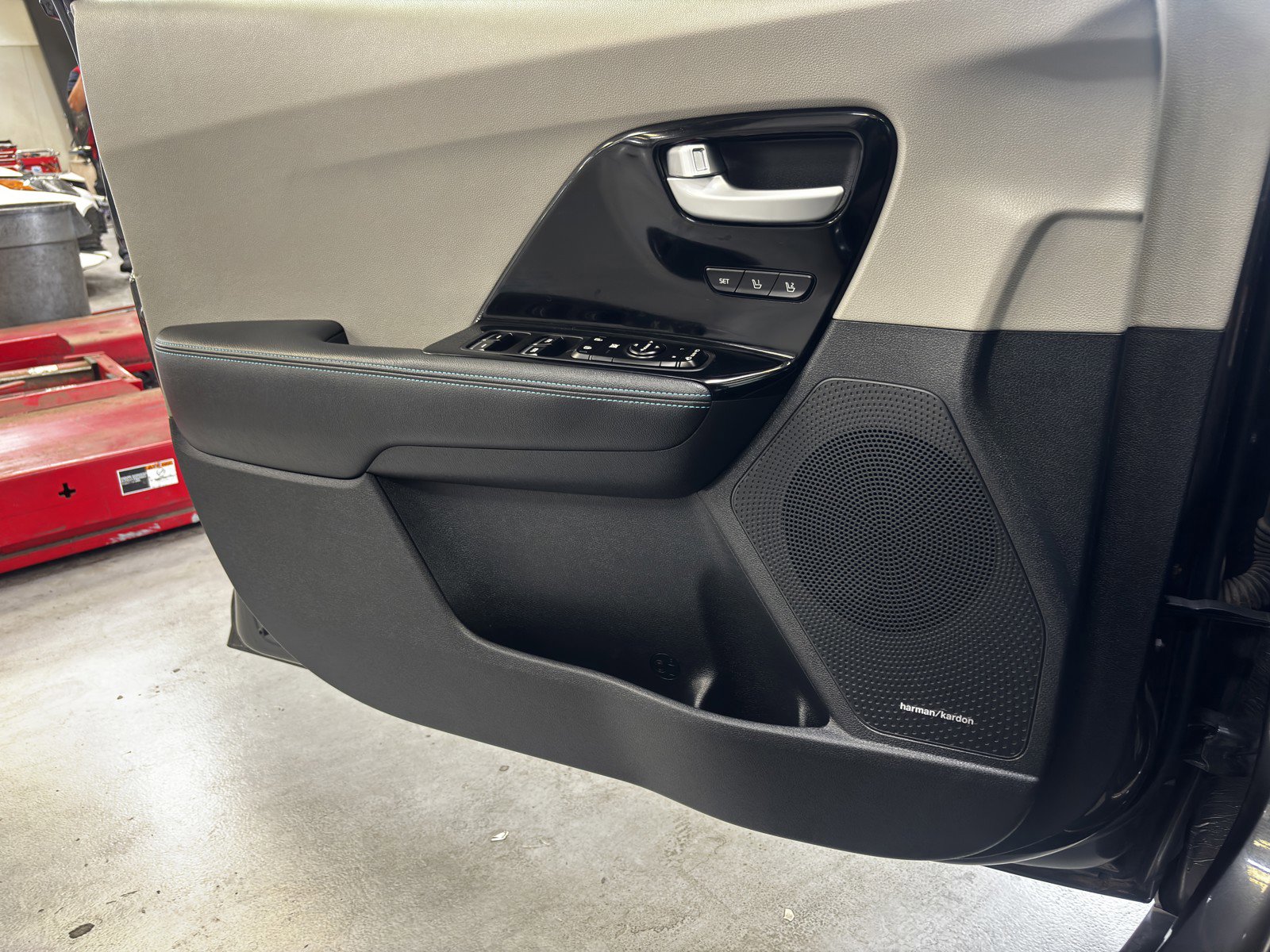 2019 Kia Niro Plug-In Hybrid EX Premium photo 18