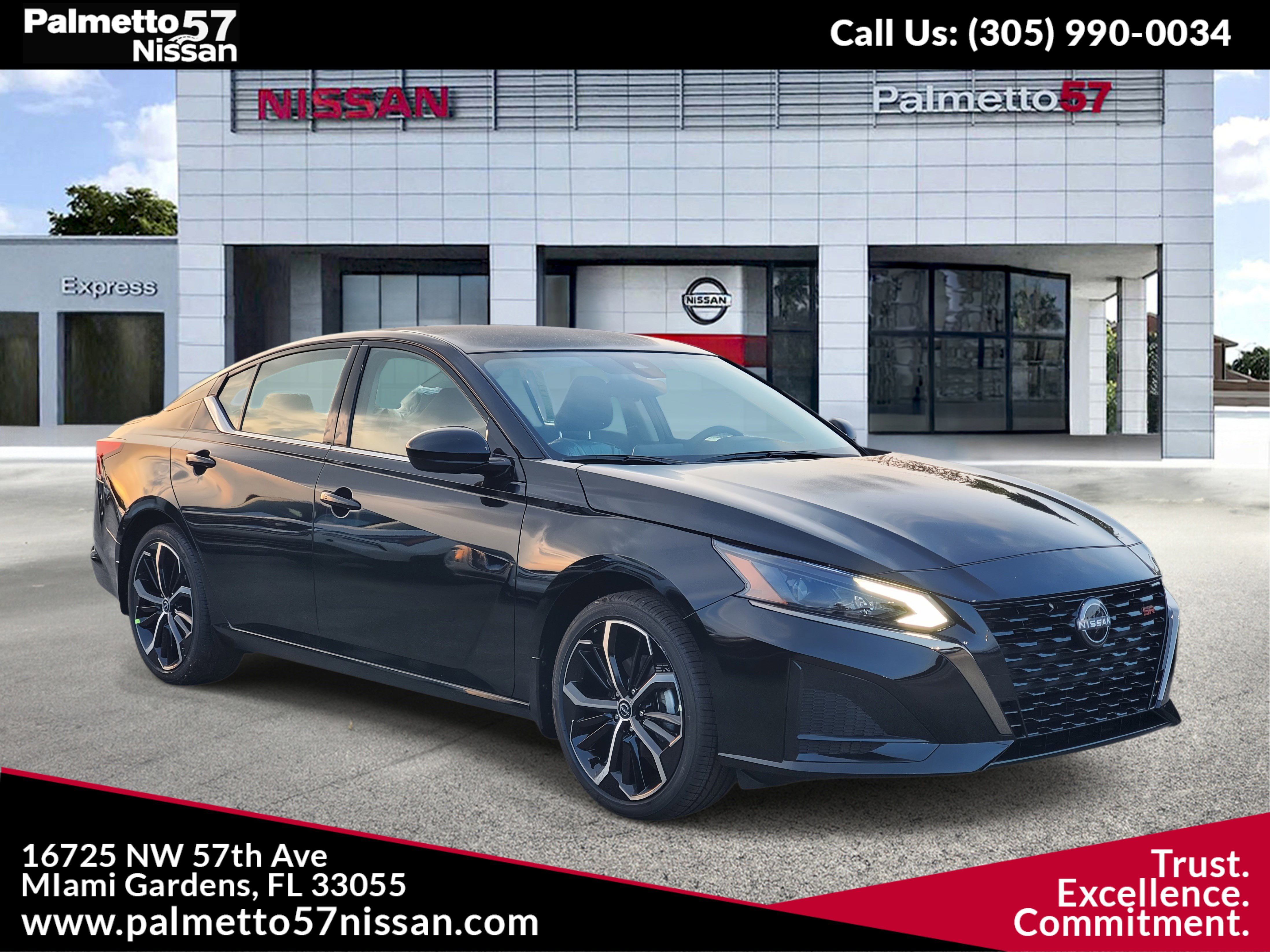 2025 Nissan Altima SR's photo