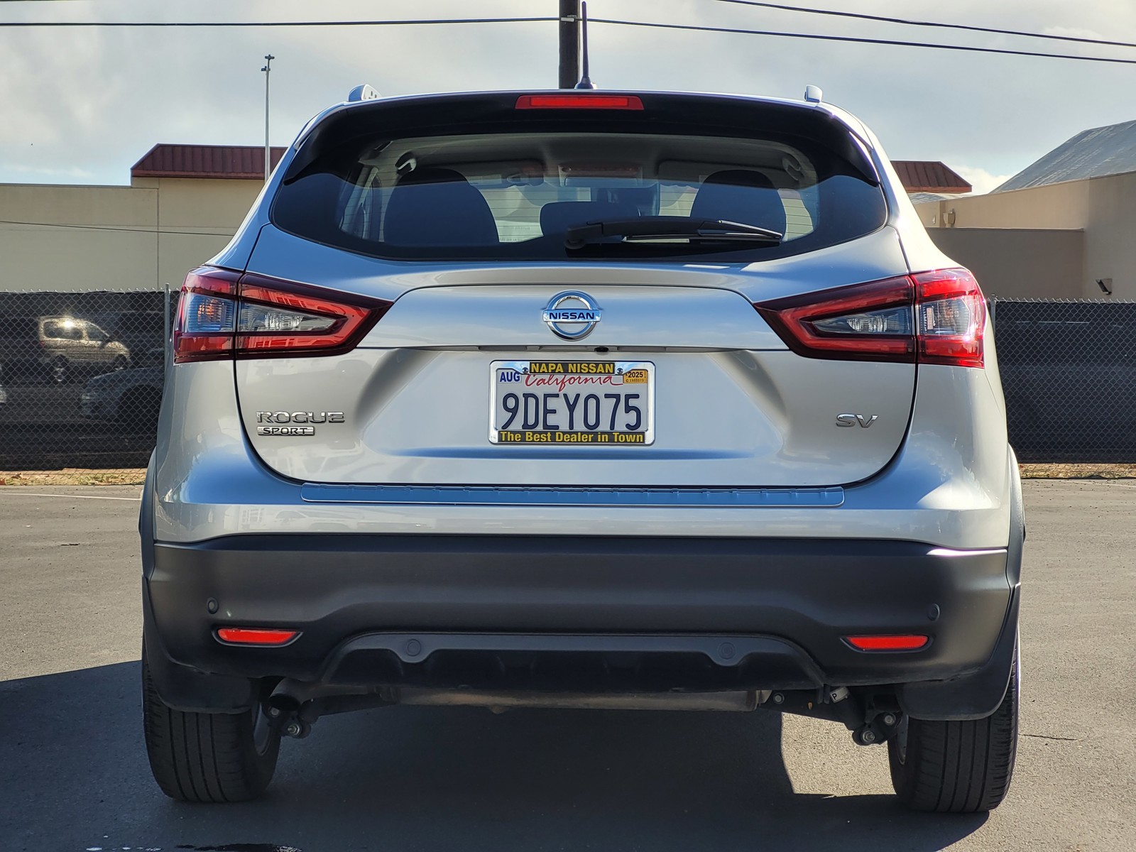 2022 Nissan Rogue Sport SV photo 5