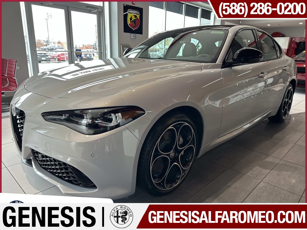 2025 Alfa Romeo Giulia Base's photo