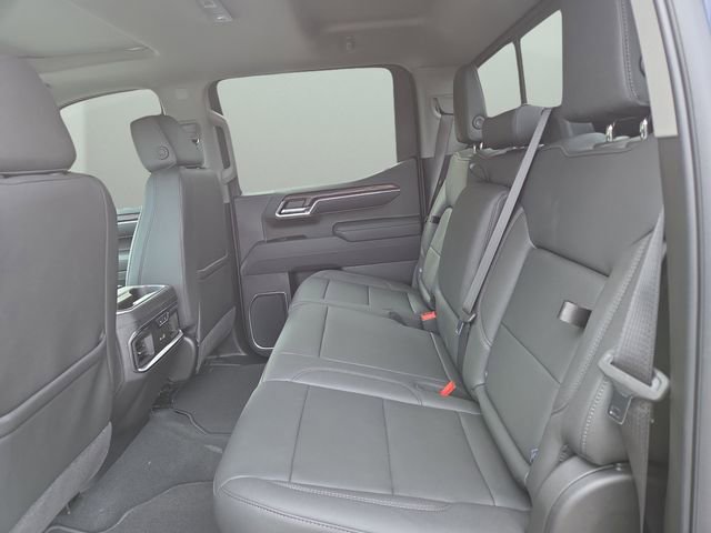 2026 Gmc Sierra 1500 SLT photo 3