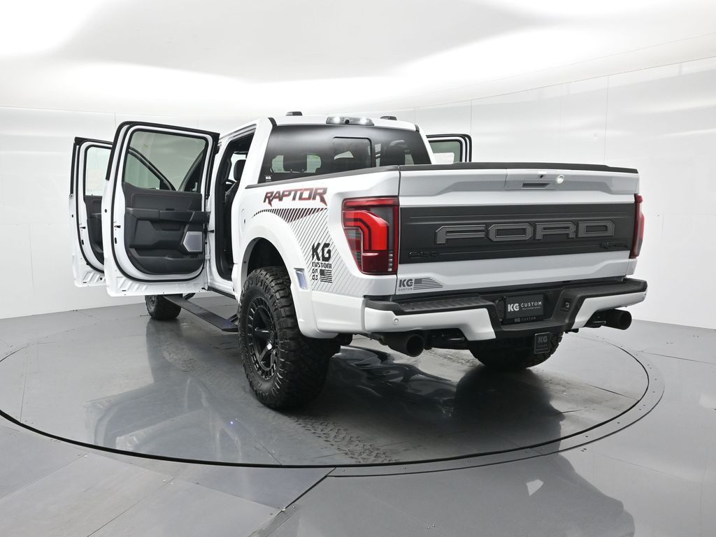 2025 Ford F-150 Raptor photo 39