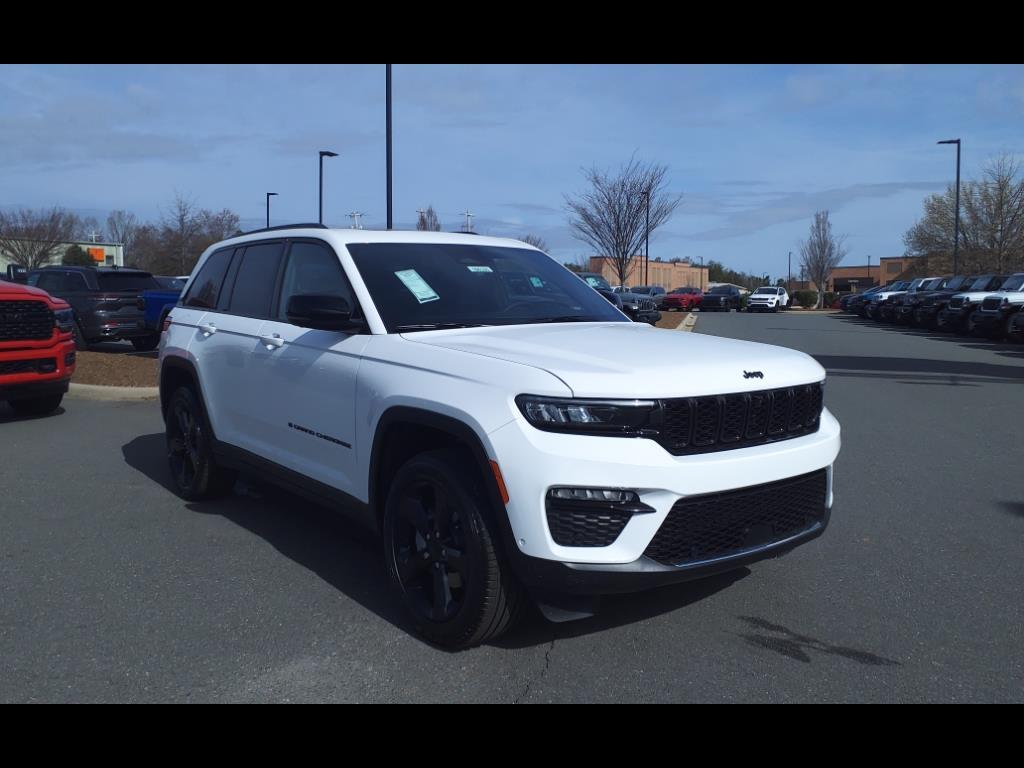 2025 Jeep Grand Cherokee Limited photo 4