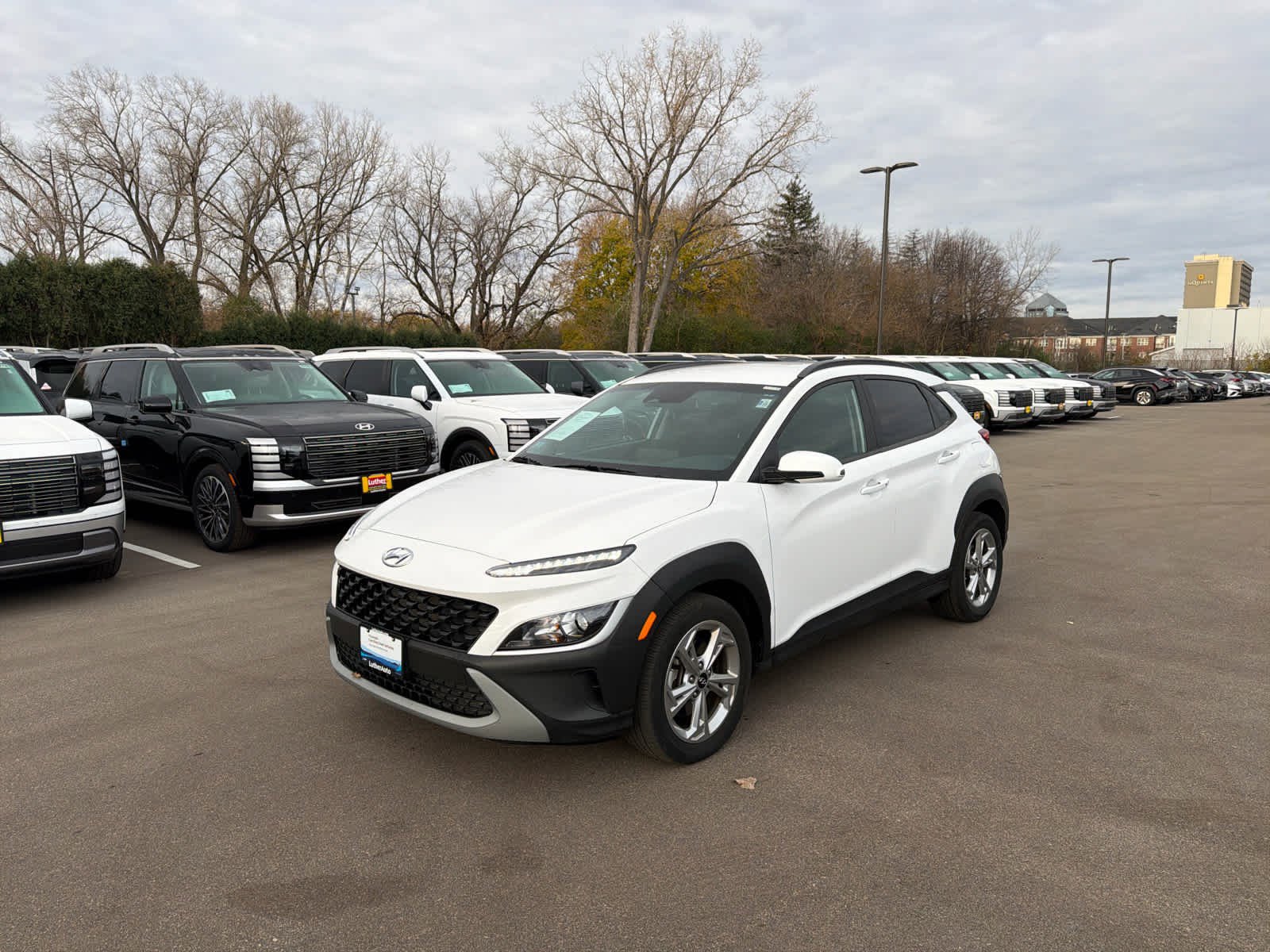 2023 Hyundai Kona SEL photo 4