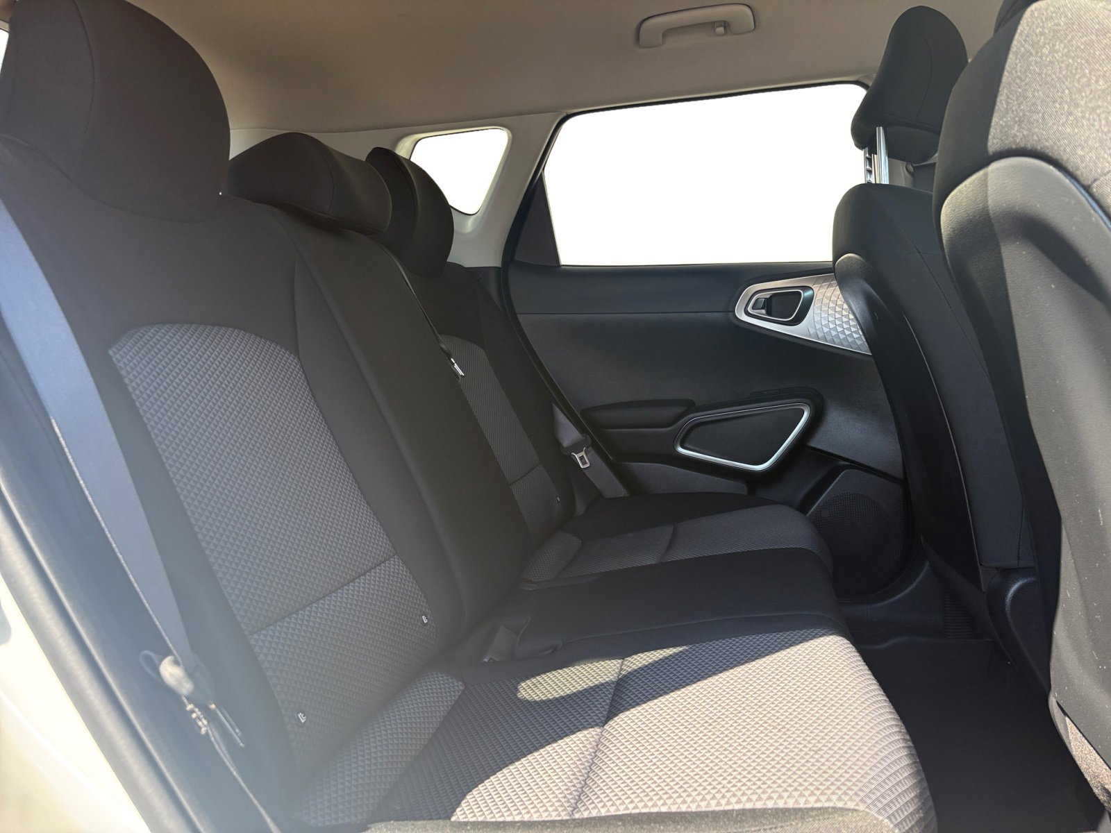 2024 Kia Soul LX photo 30