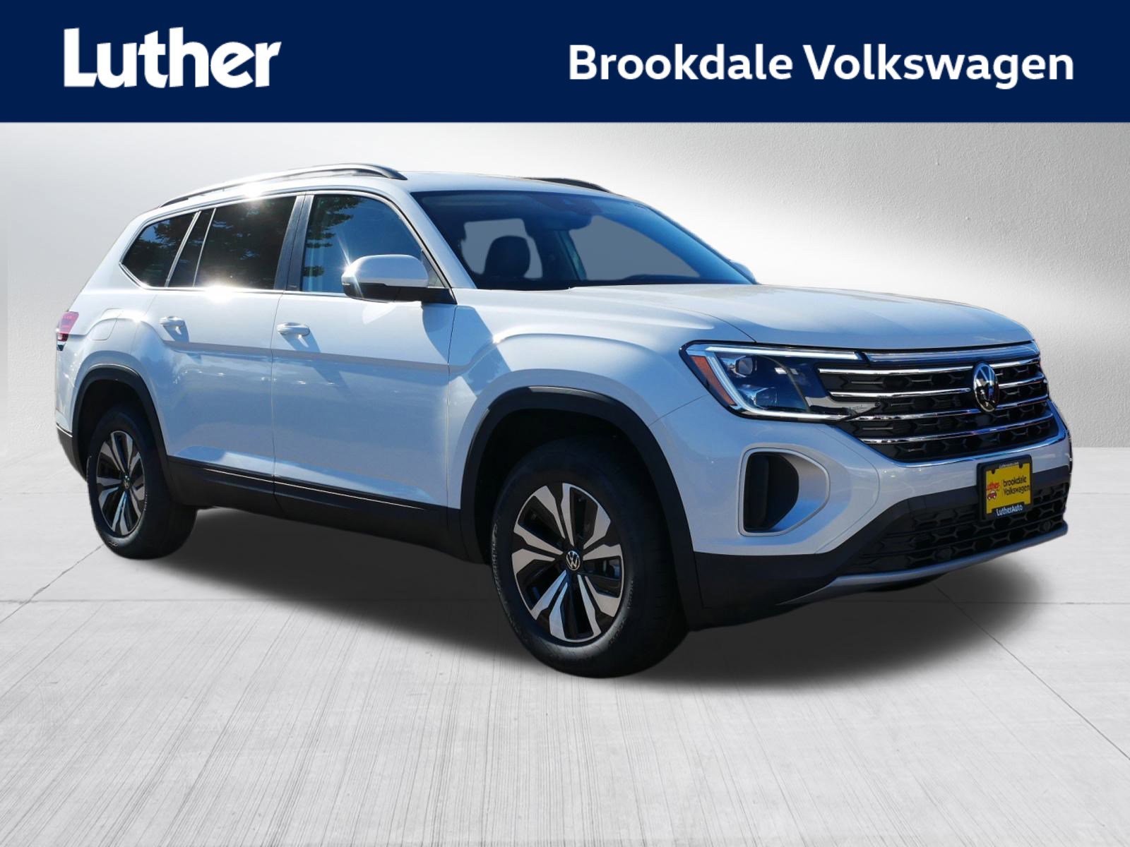 2026 Volkswagen Atlas SE's photo