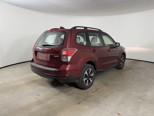 2017 Subaru Forester 2.5i photo 3