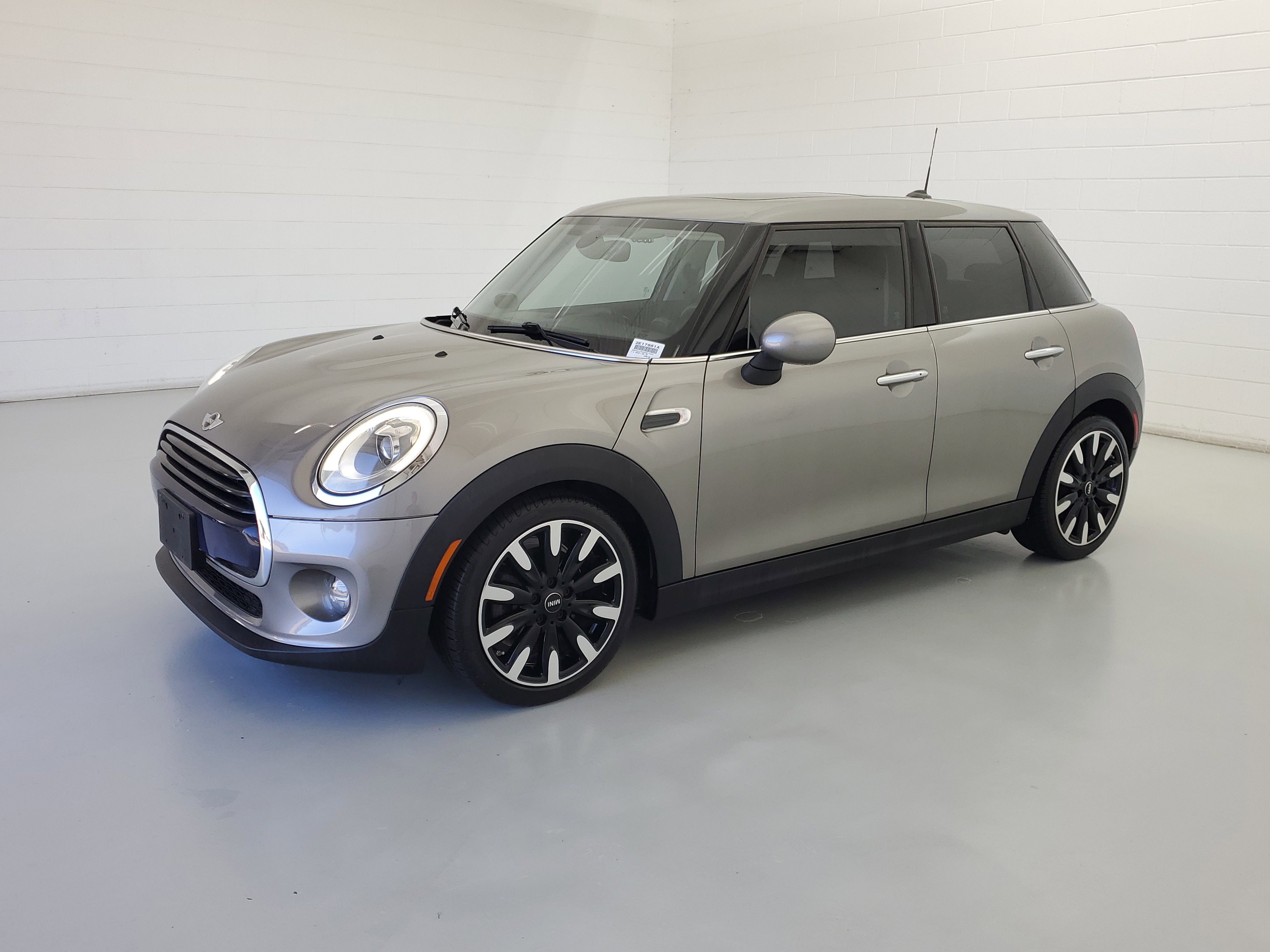 2017 MINI Cooper Base