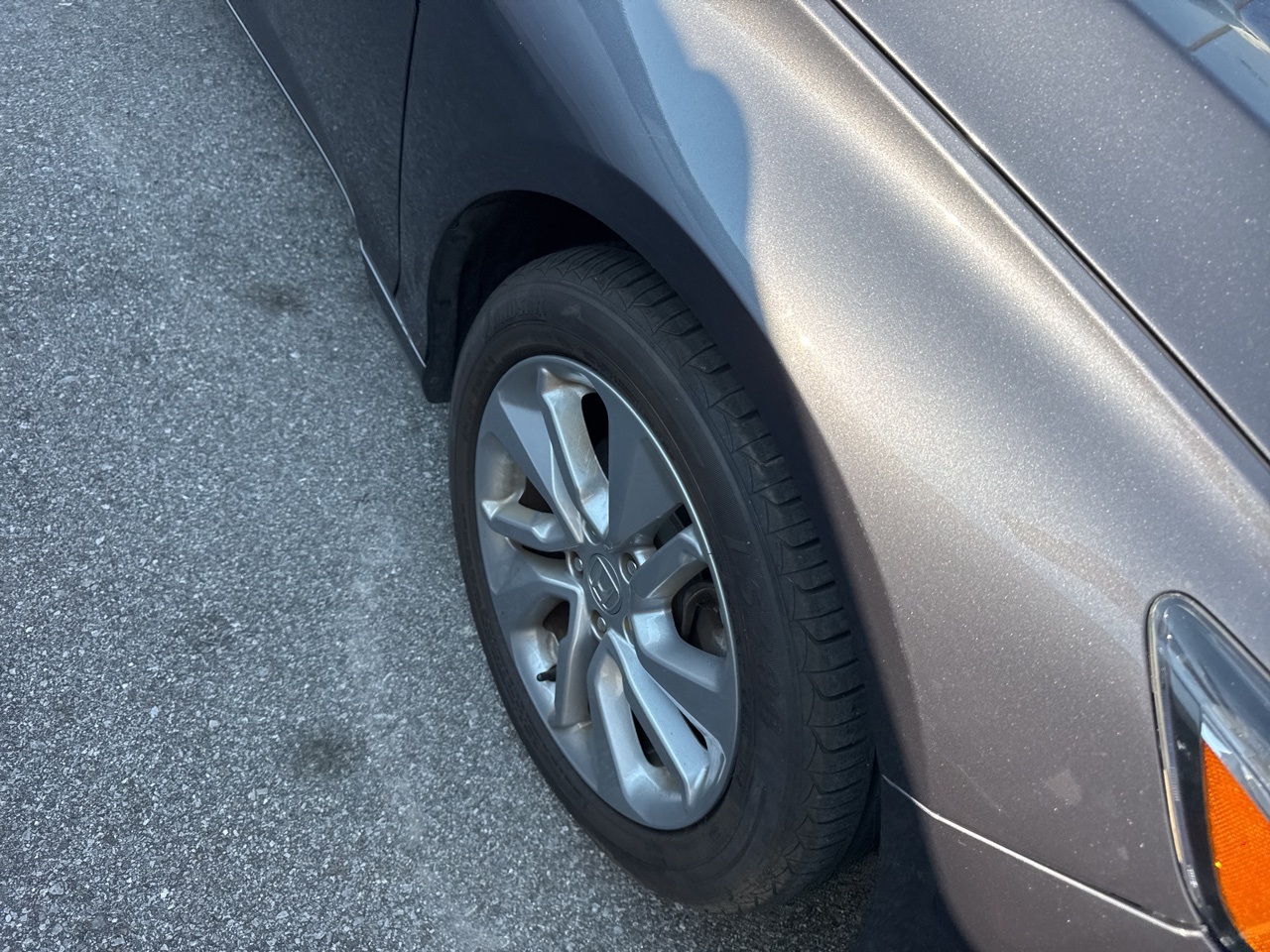 2019 Honda Accord LX photo 4