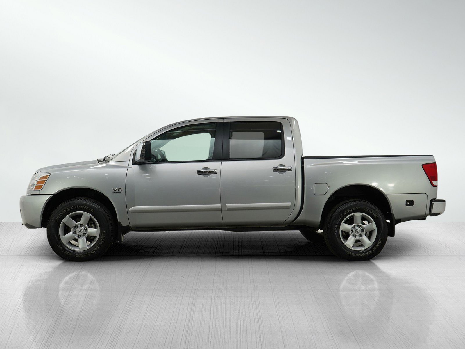Used 2004 Nissan Titan SE with VIN 1N6AA07B44N583123 for sale in Wayzata, Minnesota