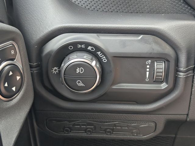 2025 Jeep Gladiator Mojave photo 26
