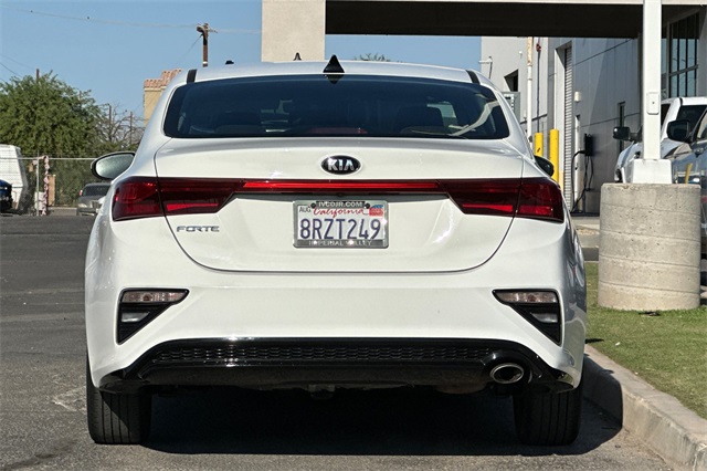 2020 Kia Forte FE LXS photo 4