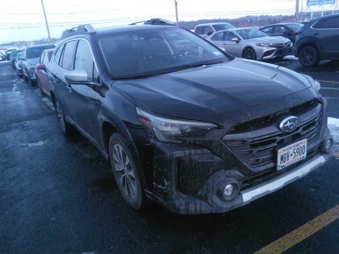 2024 Subaru Outback Touring's photo