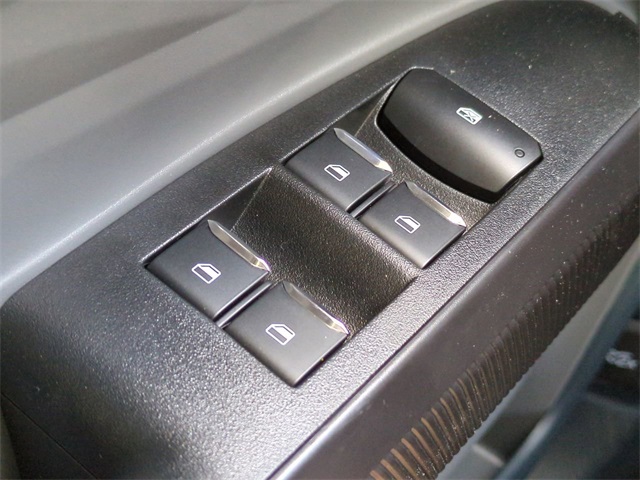 2025 Ford Maverick XL photo 20
