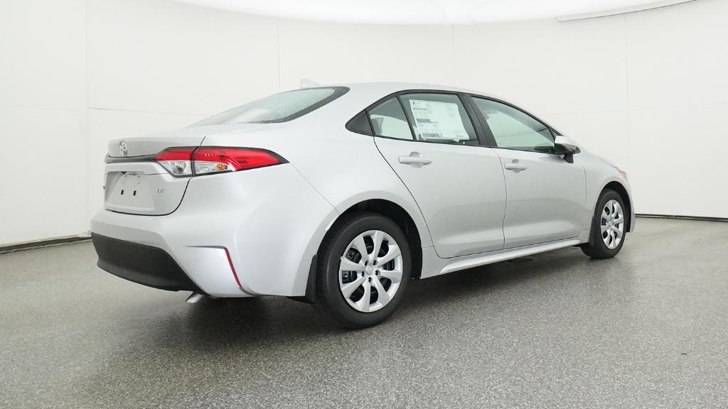 2025 Toyota Corolla LE photo 18