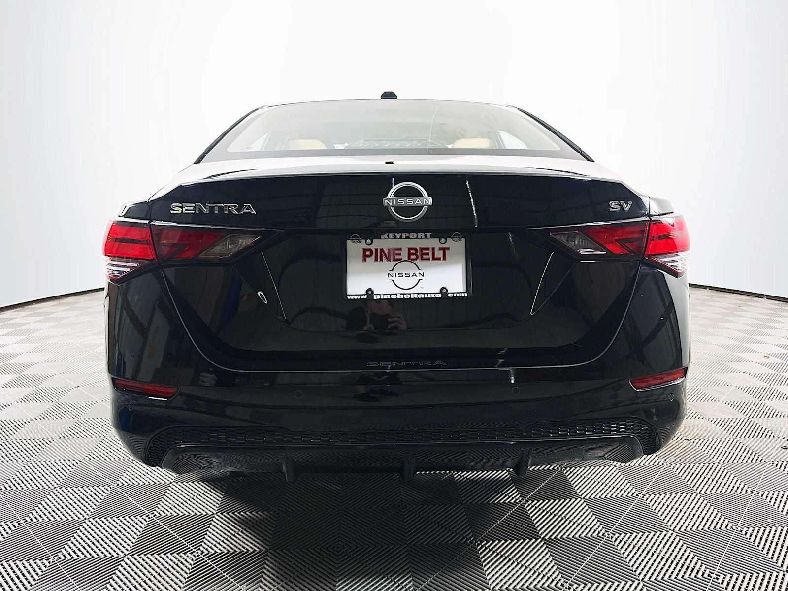 2024 Nissan Sentra SV photo 5