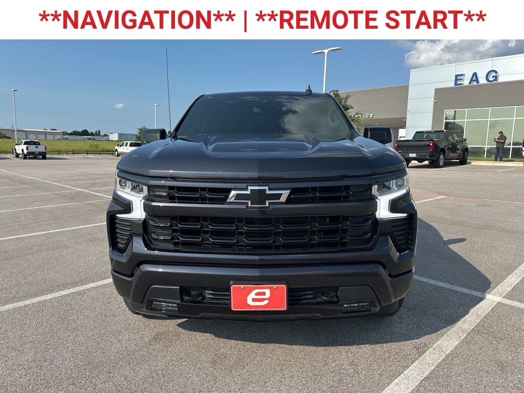 2024 Chevrolet Silverado 1500 RST photo 2