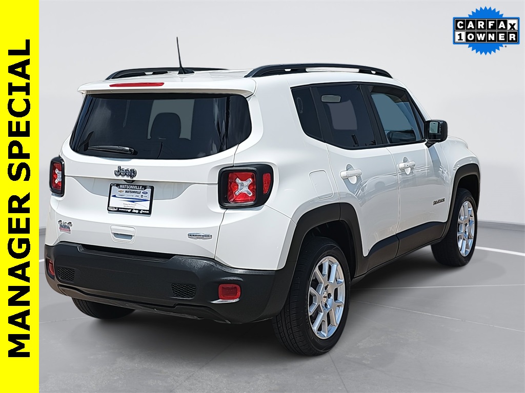 2022 Jeep Renegade Latitude photo 2