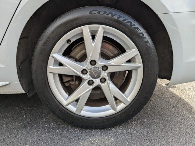 2018 Audi A4 2.0T Quattro Premium photo 25