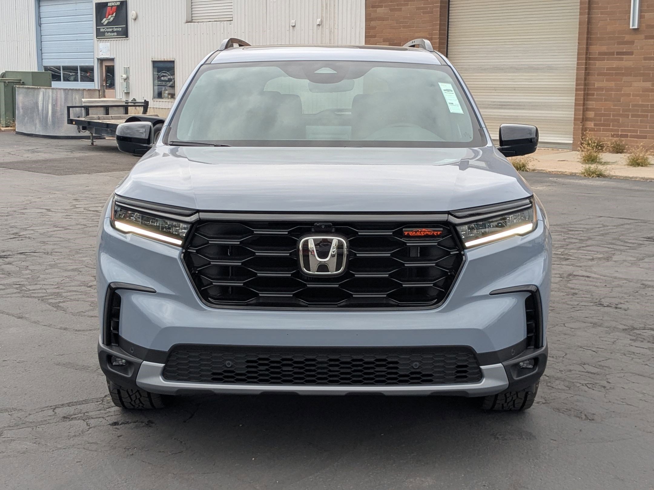 2025 Honda Pilot TrailSport photo 8