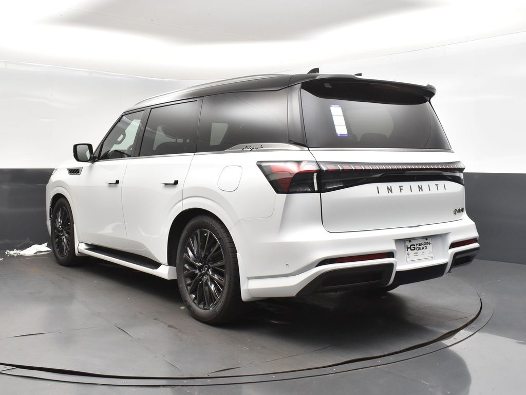 2026 Infiniti QX80 photo 3
